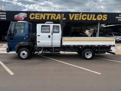 Caminhão Ford-Cargo 816 Ano 2017