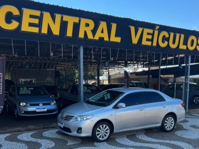 Corolla Altis Ano 2013
