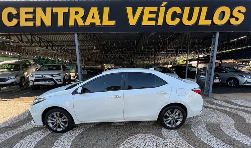 Toyota Corolla Xei Ano 2019