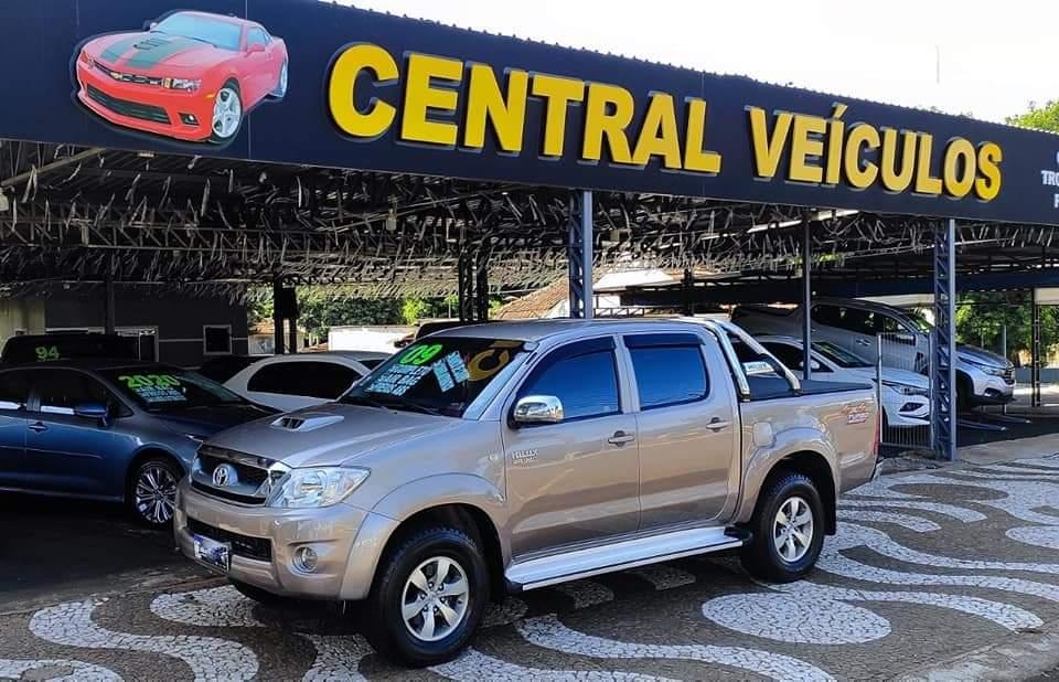 Hilux  SRV 4X4  CD Ano 2009