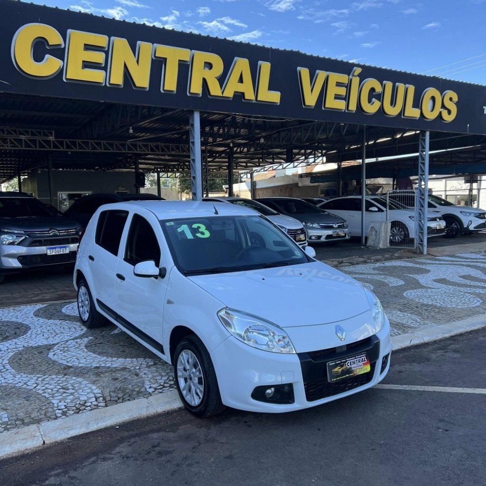  Sandero Expression 1.6 Ano 2013