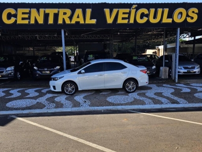 Corolla modelo Altis Ano 2015