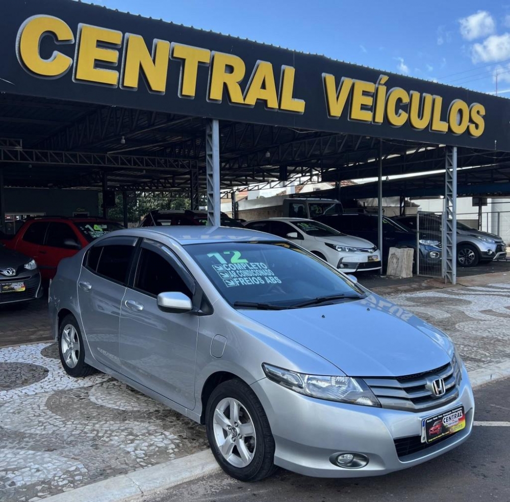 Honda City LX Ano 2012